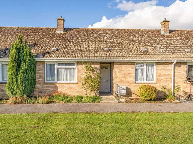 Bungalow for sale in Fernham, Vale of White Horse