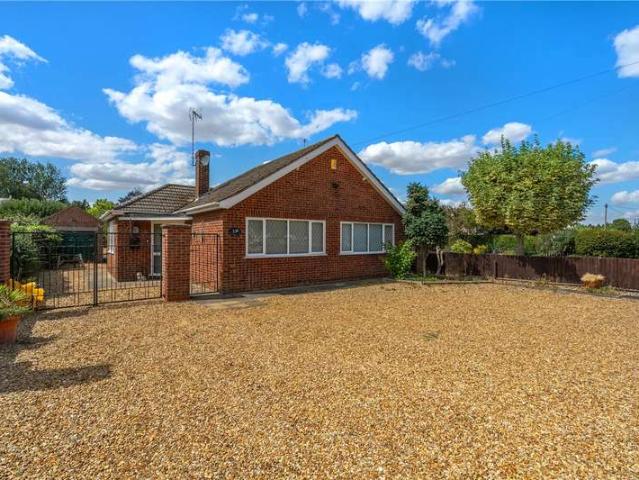 Bungalow for sale in Barholm, Lincolnshire