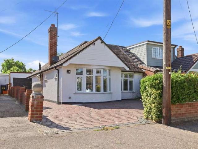 Bungalow for sale in Shotgate, Essex