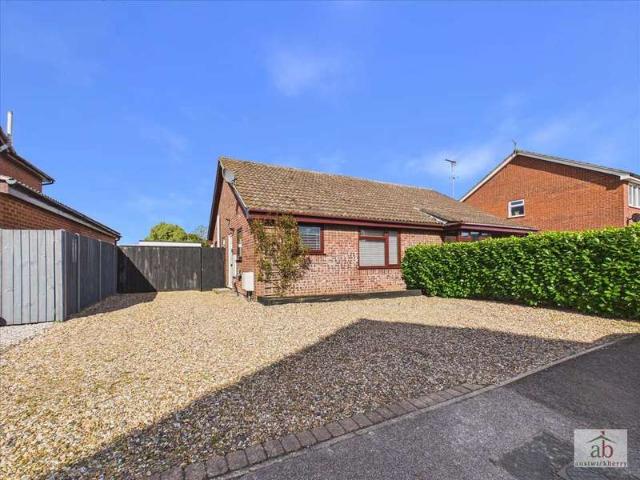Bungalow for sale in Eastbridge, Suffolk