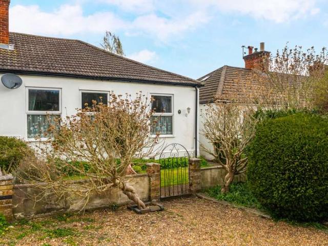 Bungalow for sale in Worplesdon, Westborough