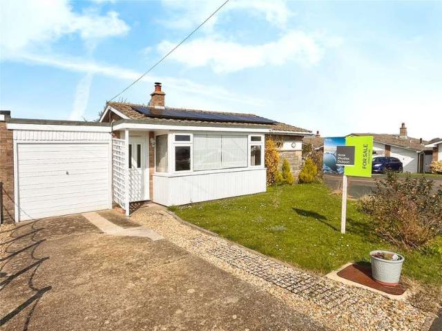 Bungalow for sale in Freshwater, Isle Of Wight
