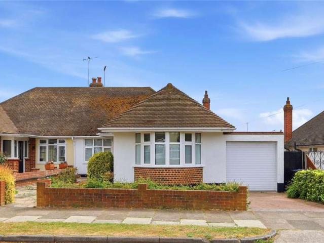 Bungalow for sale in Alton Barnes, Essex