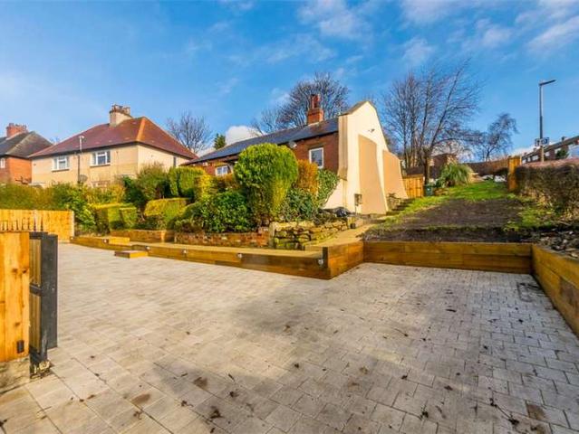 Bungalow for sale in Birstall Smithies, West Yorkshire