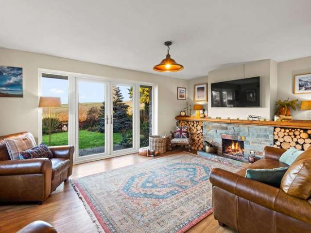 Bungalow for sale in Strode, Devon