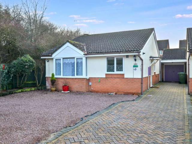 Bungalow for sale in Bengeworth, Wychavon