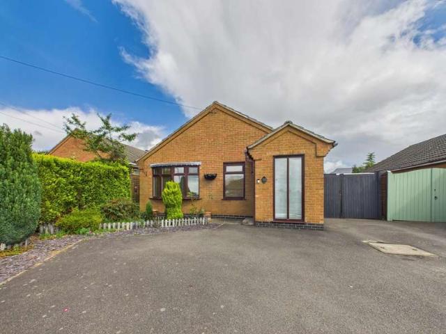Bungalow for sale in Lash Hill, Barton