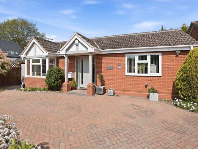 Bungalow for sale in Stratford-upon-Avon, Alderminster