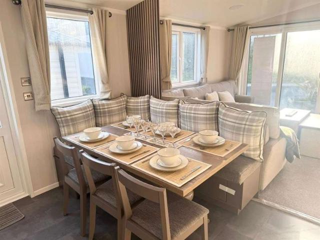 Bungalow for sale in Three Beaches, Livermead