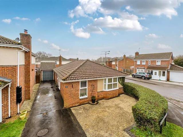 Bungalow for sale in Hanworth, Bracknell