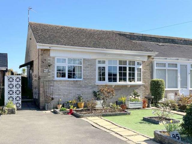 Bungalow for sale in Highcliffe