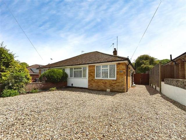 Bungalow for sale in Dee Park, Reading