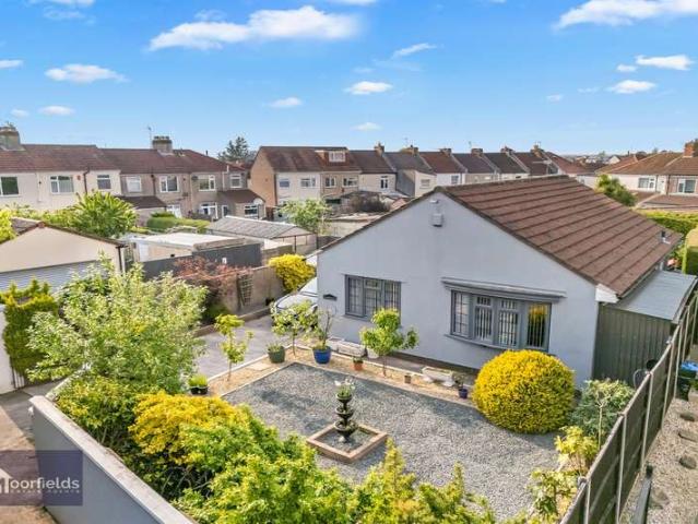 Bungalow for sale in Feckenham, City Of Bristol