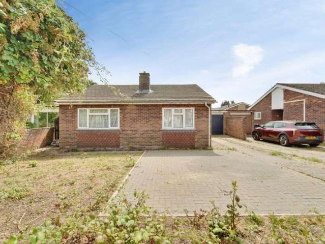 Bungalow for sale in Cranfield, Bedfordshire