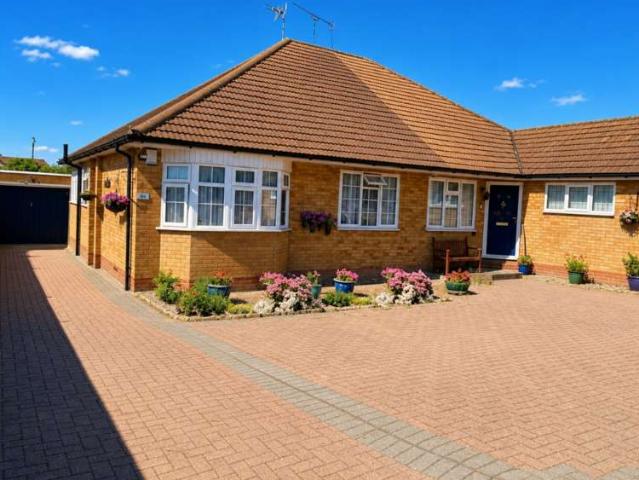 Bungalow for sale in Brook Street, Navestock Side