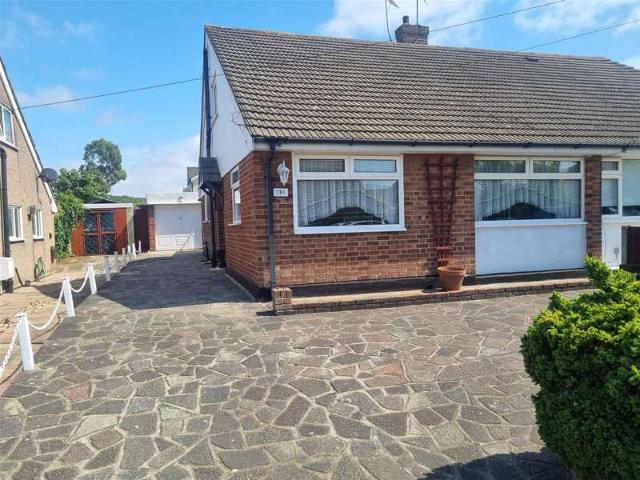 Bungalow for sale in Barling, Essex