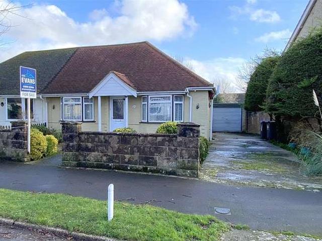 Bungalow for sale in Fishersgate, West Sussex