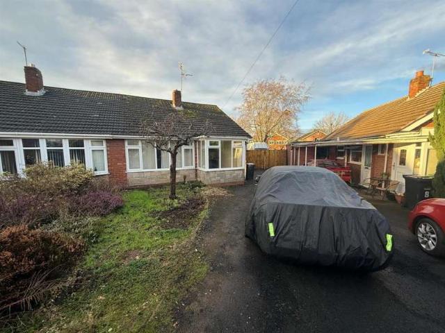 Bungalow for sale in Pensnett, West Midlands