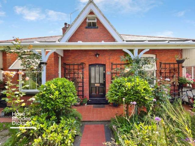 Bungalow for sale in Lower Hyde, Shanklin