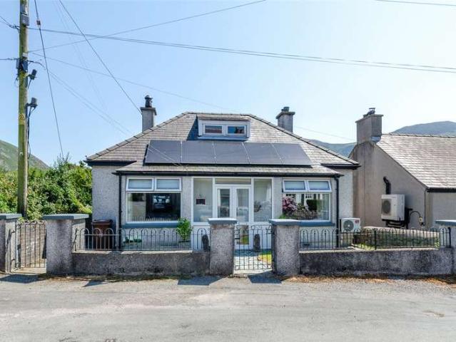 Bungalow for sale in Trefor, Llanaelhaearn
