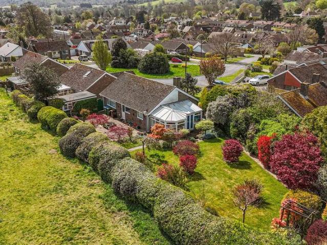 Bungalow for sale in Findon, Arun