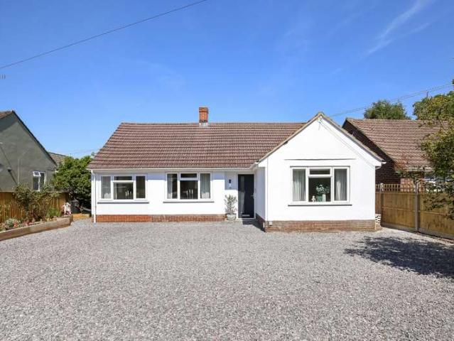 Bungalow for sale in Wiltshire