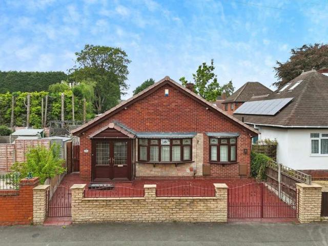 Bungalow for sale in Little London, Willenhall