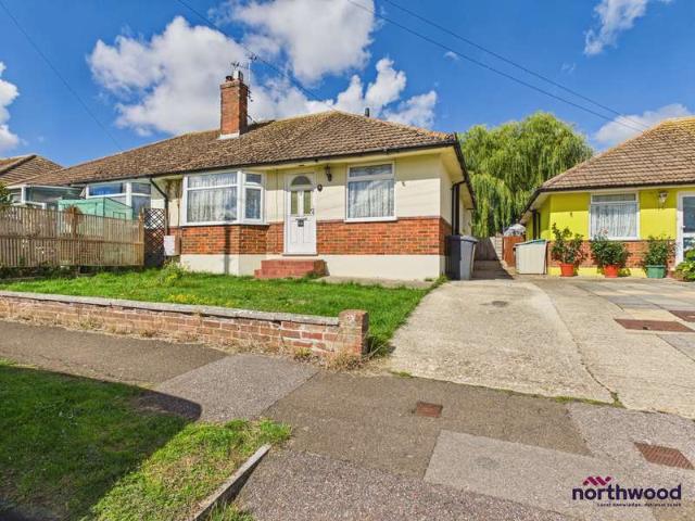 Bungalow for rent in Willingdon and Jevington, Cross In Hand