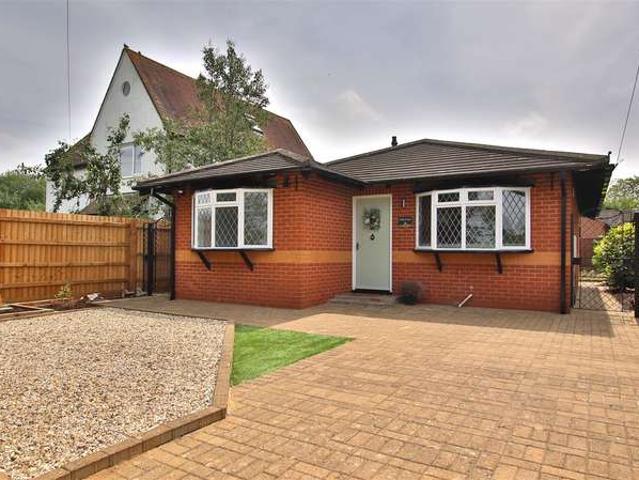 Bungalow for sale in Crookhill, Worcestershire