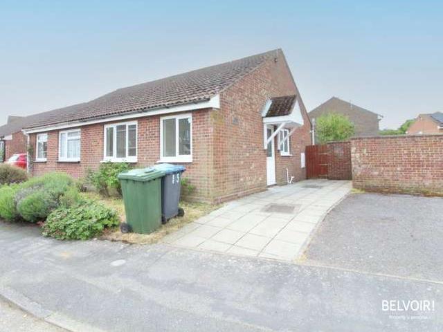 Bungalow for sale in Walton, Eastbridge