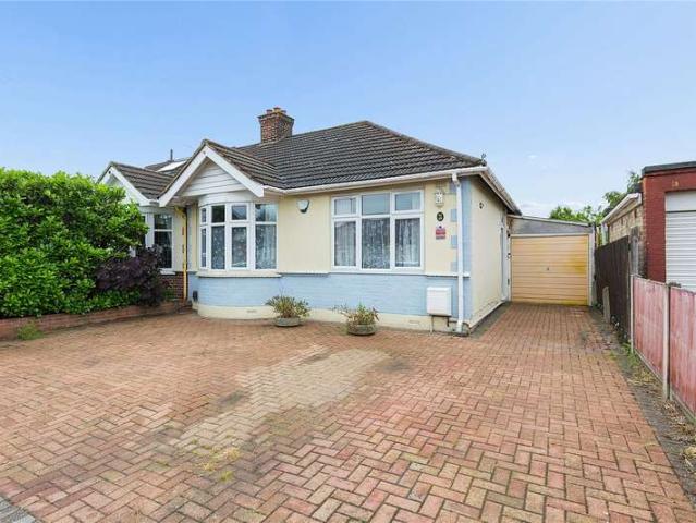 Bungalow for sale in Marks Gate, Greater London