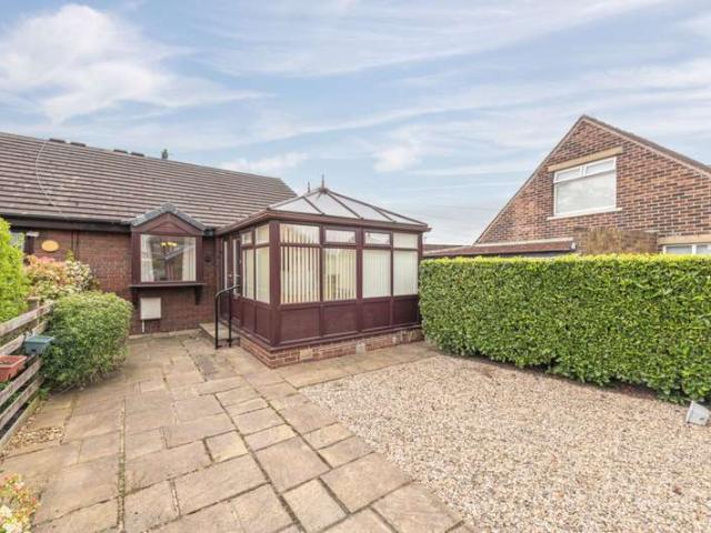 8 Houses for sale in Little Lepton, Huddersfield - Mitula Properties