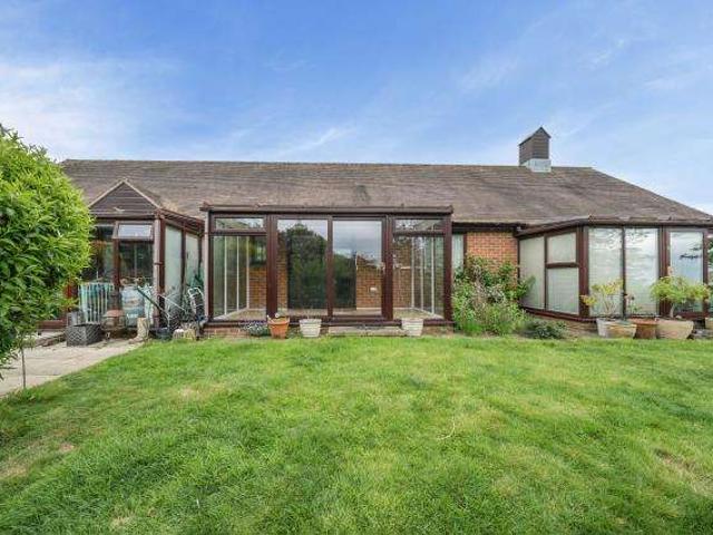 Bungalow for sale in Dean Court, Vale of White Horse