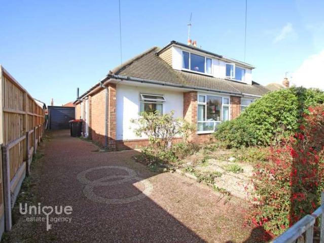 Bungalow for sale in Rossall, Wyre