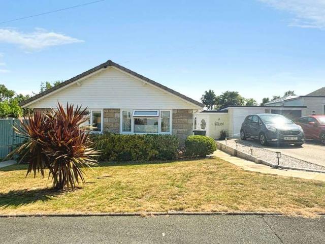 Bungalow for sale in Freshwater, Isle Of Wight