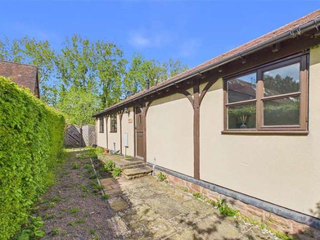 Bungalow for sale in Gorsley