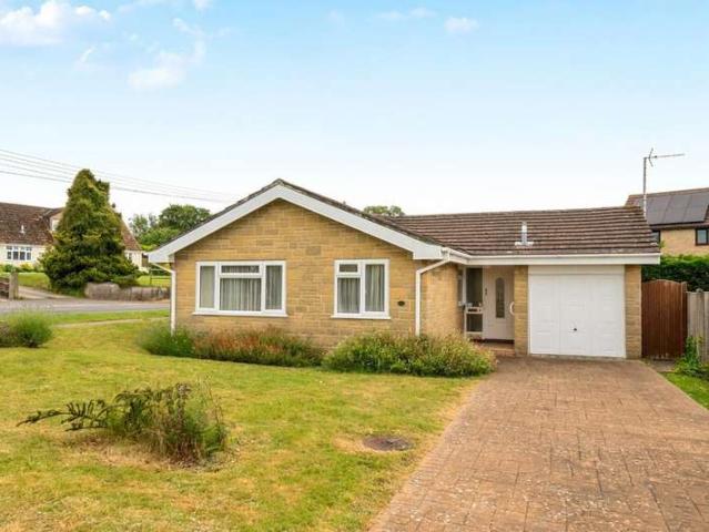 Bungalow for sale in Yetminster, East Dorset