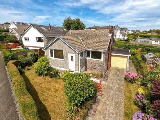 Bungalow for sale in Llandegfan, Wales