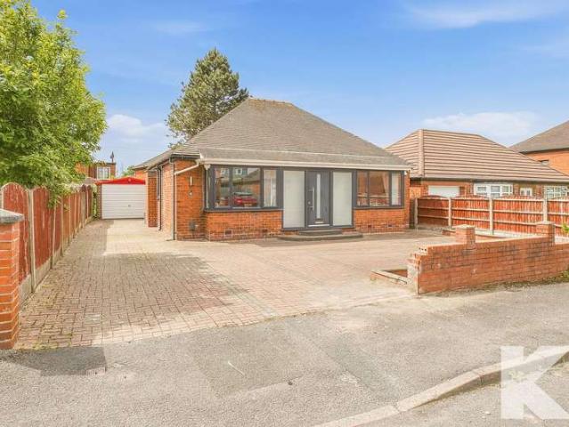 Bungalow for sale in Holden Fold, Pendock