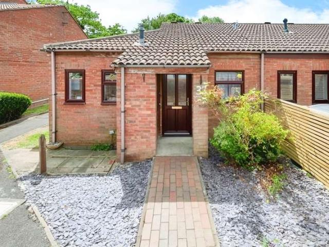 Bungalow for sale in Caversham Park, Reading