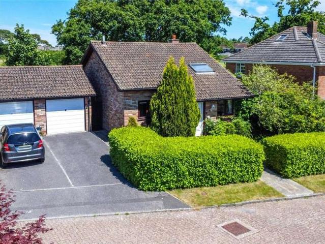 Bungalow for sale in Ashurst Bridge, Hampshire