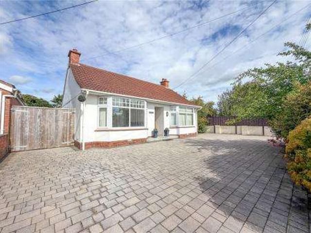 Bungalow for sale in East Huntspill, Somerset