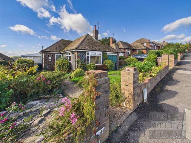 Bungalow for sale in The Highlands, Rother