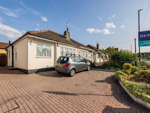 Bungalow for sale in Feckenham, City Of Bristol
