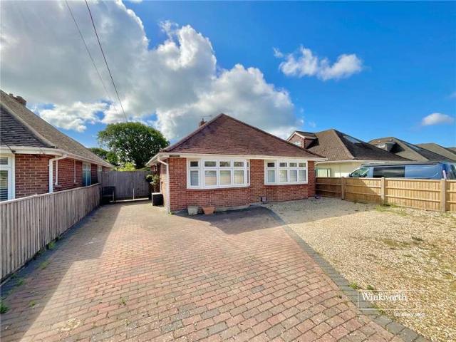 Bungalow for sale in Highcliffe