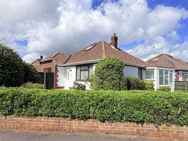Bungalow for sale in Fareham, Hampshire