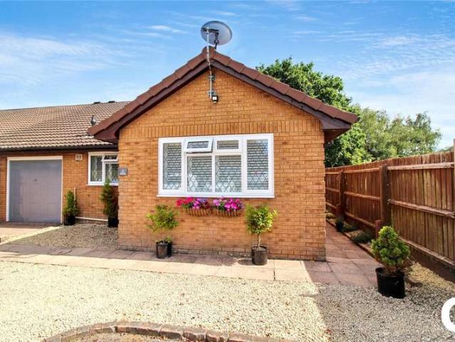 Bungalow for sale in Ringwood, Ashurst Bridge