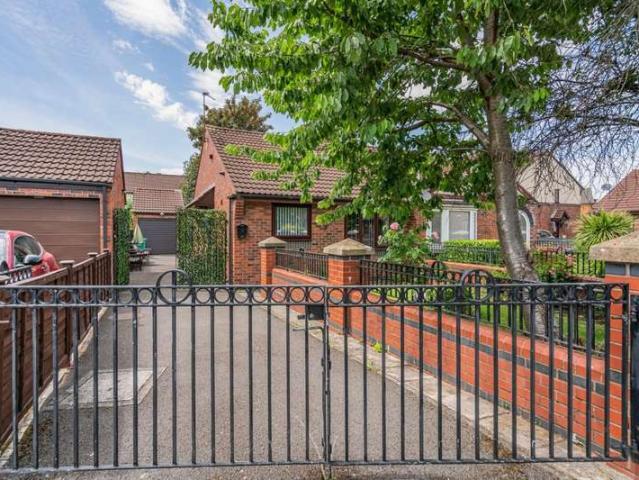 Bungalow for sale in Georgia, Greater Manchester