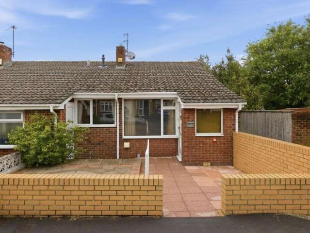 Bungalow for sale in Feckenham, City Of Bristol