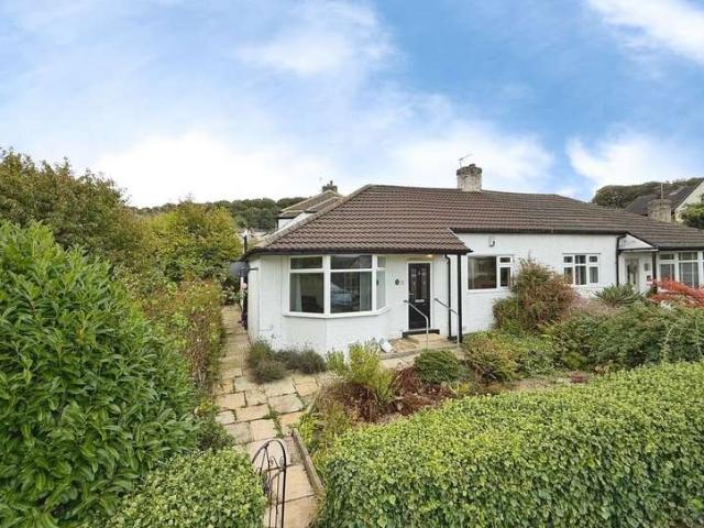 Bungalow for sale in Cottingley, West Yorkshire